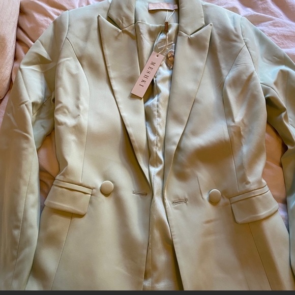NWT MESHKI PISTACHIO CHARLIZE BLAZER SET - Picture 1 of 4